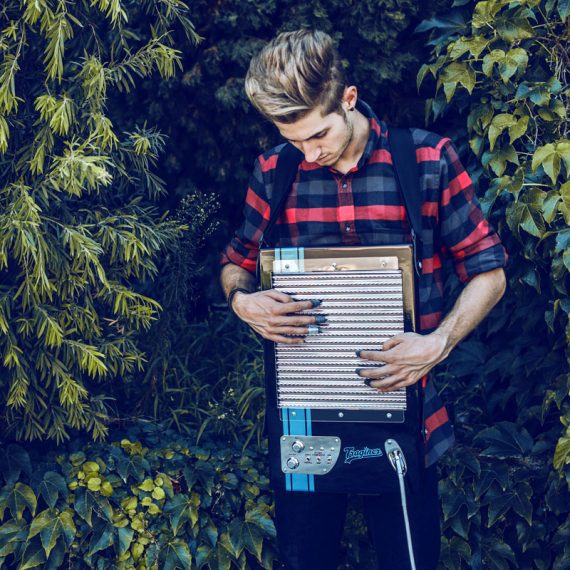 TEW 1GS Traginer Washboards The very first Electric Washboard