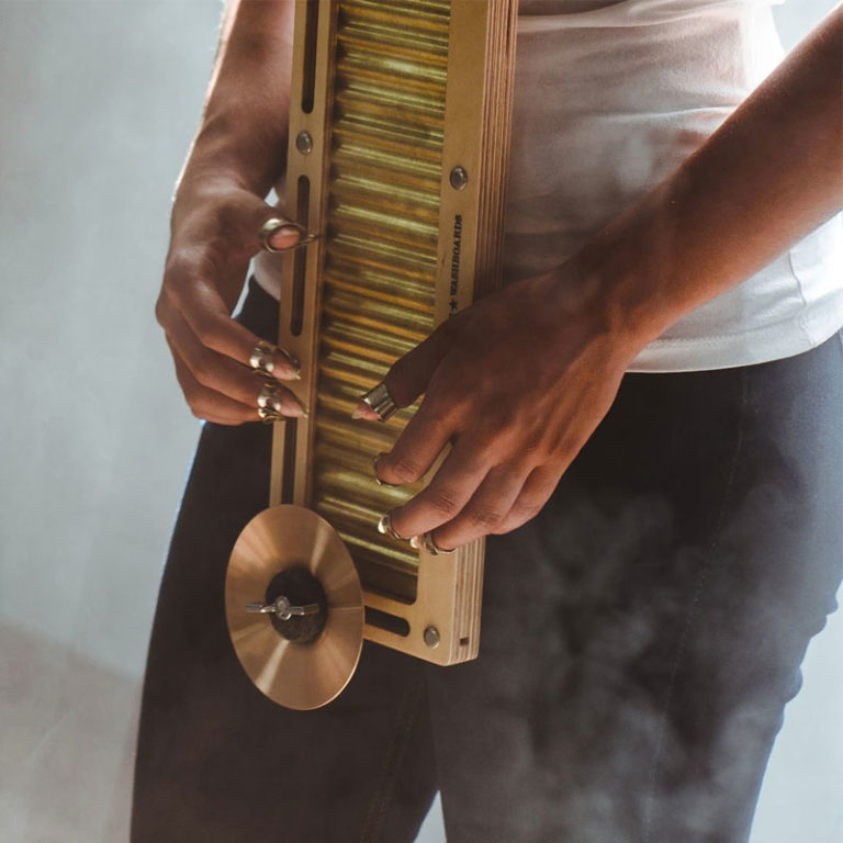 TAW Special Traginer Washboards The very first Electric Washboard